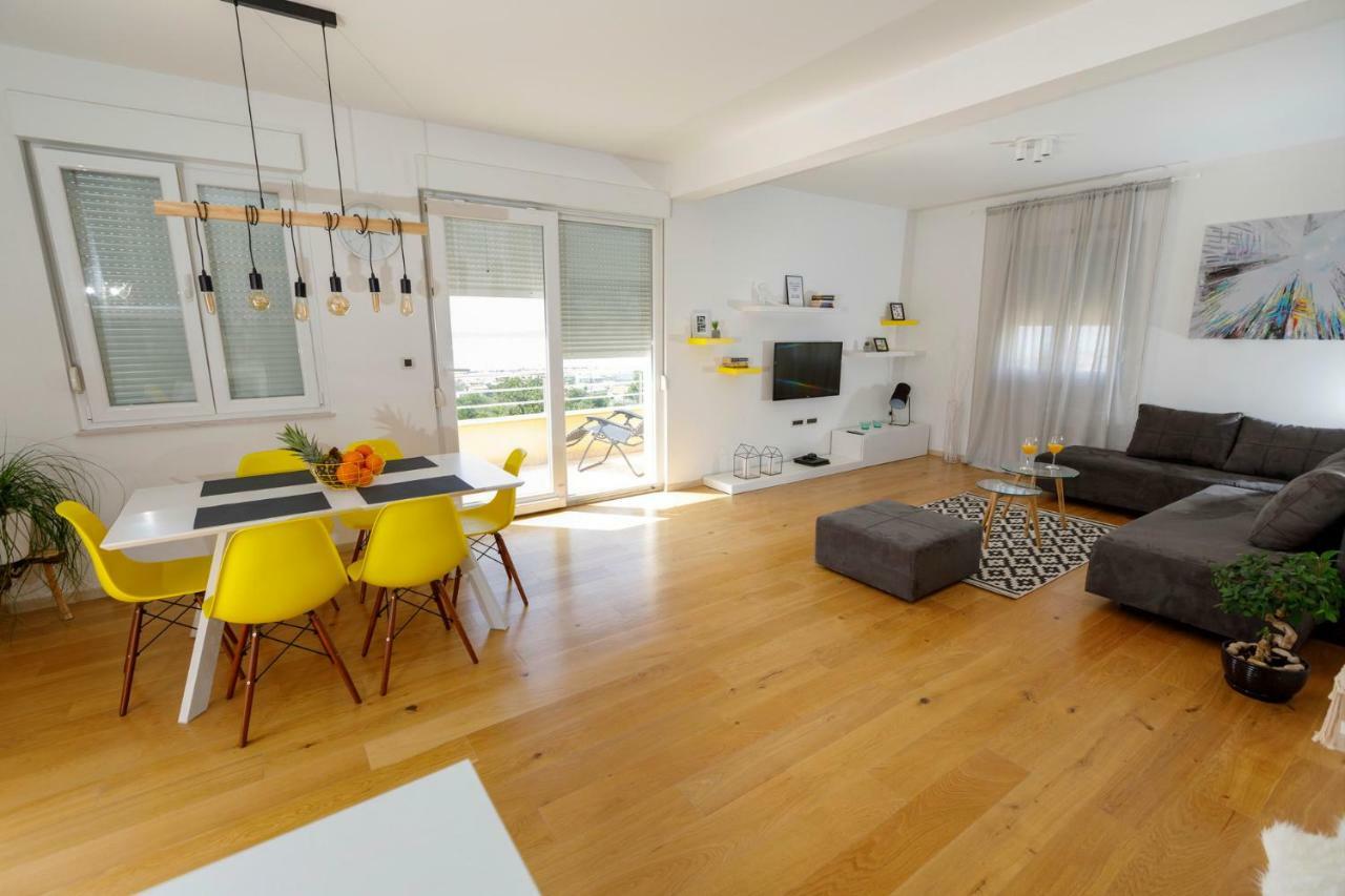 Luxury Villa Castrum Kastela Ngoại thất bức ảnh
