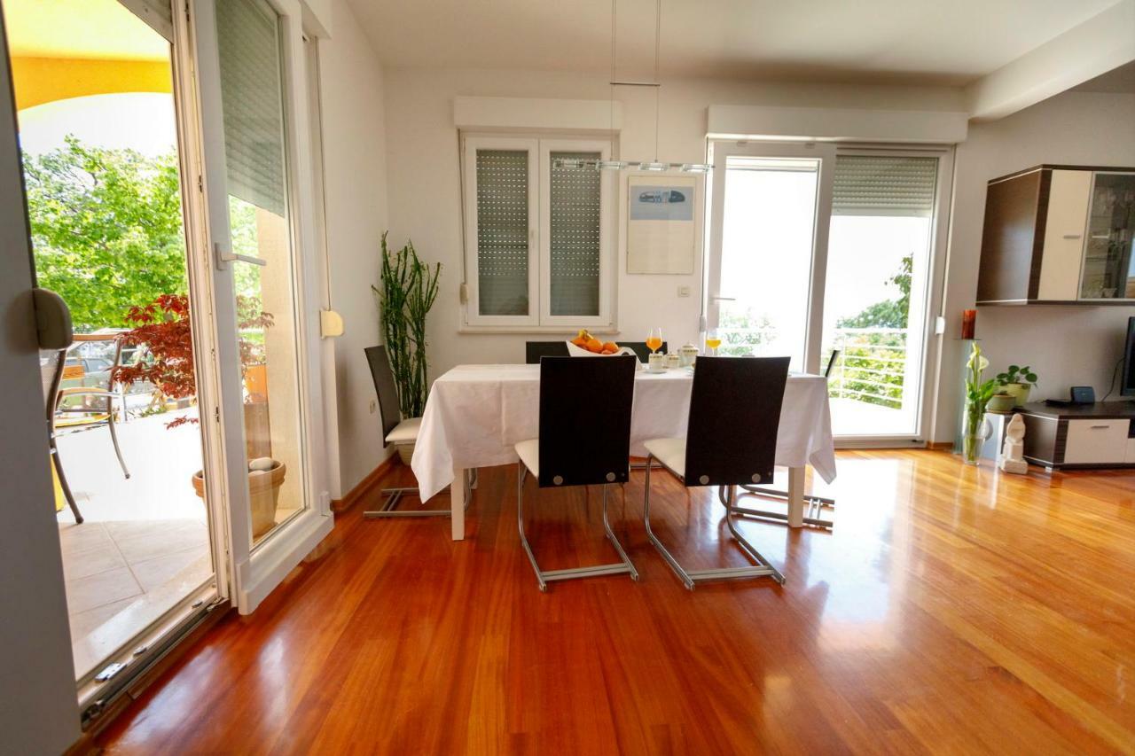 Luxury Villa Castrum Kastela Ngoại thất bức ảnh