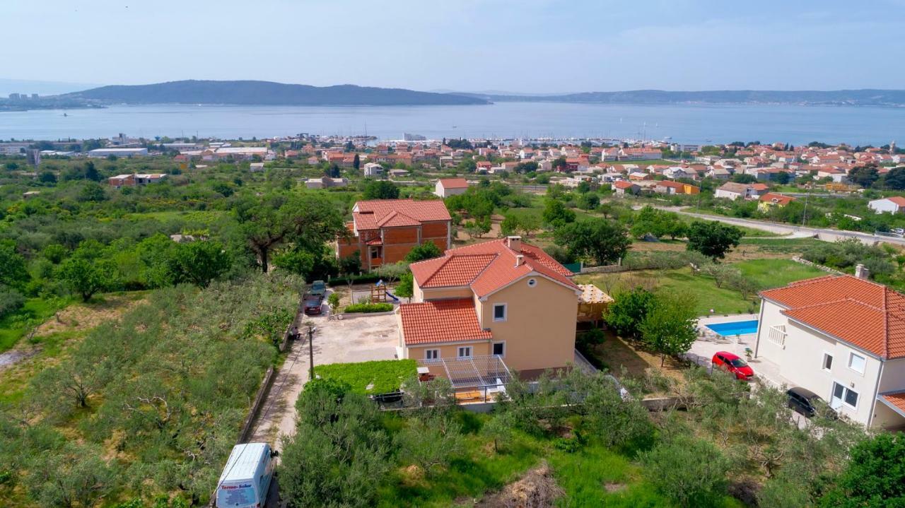 Luxury Villa Castrum Kastela Ngoại thất bức ảnh